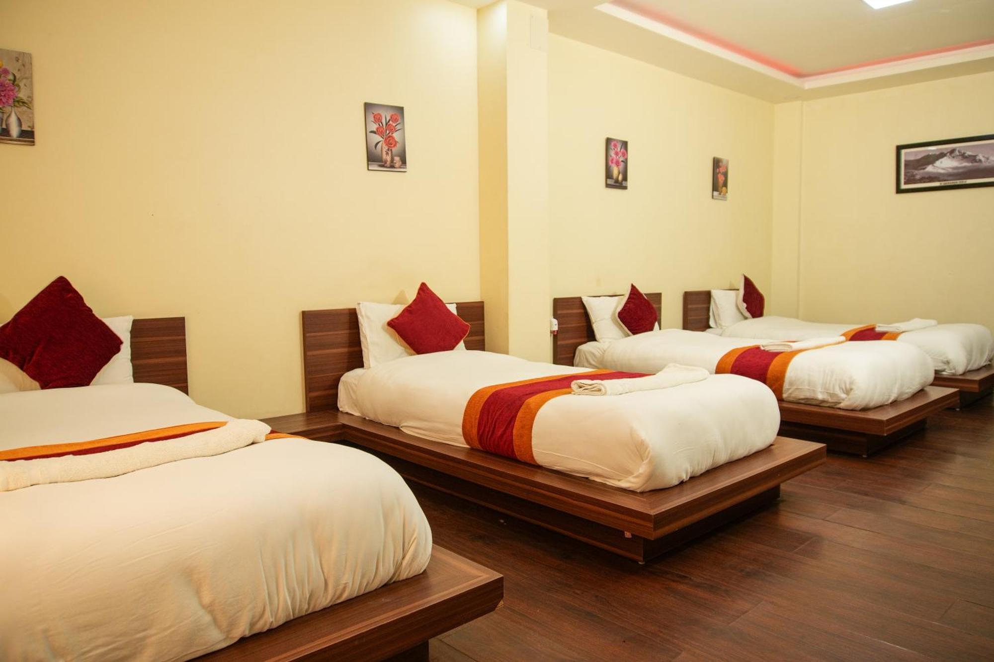 Hotel Edingo Inn Itahari Luaran gambar